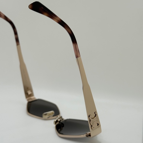 Celine Triomphe Hexagon Sunglasses – Gold Metal (CL40254U) main image 3